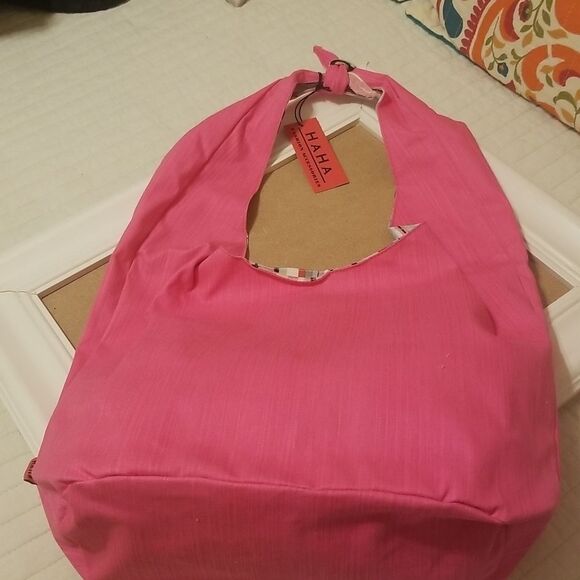 NWT Haha pink hobo Barbiecore purse handbag  tote - Picture 3 of 8